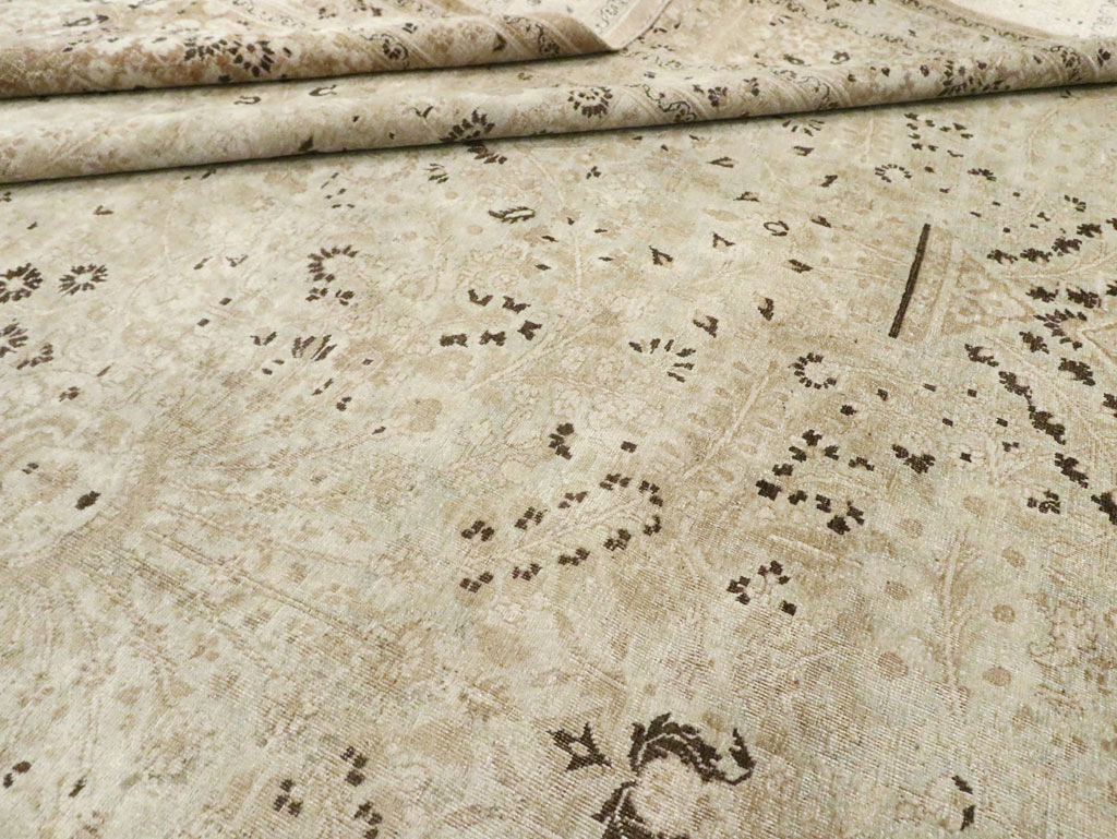 Antique Persian Mashad Carpet, No.18064 - Galerie Shabab