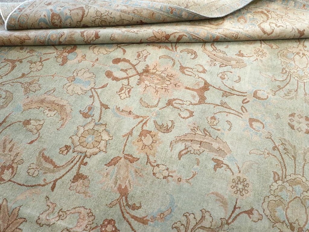 Antique Persian Tabriz Carpet, No.18065 - Galerie Shabab