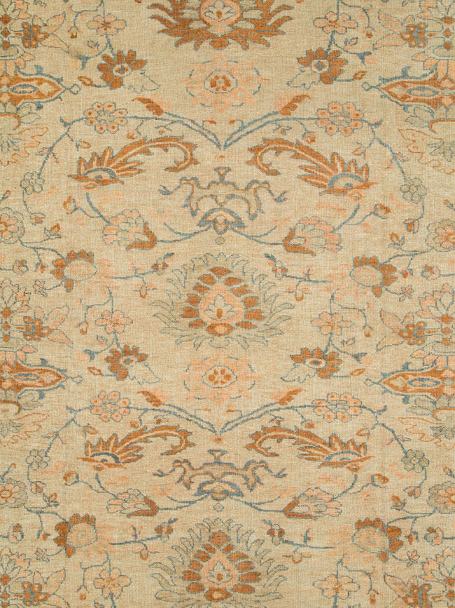 Antique Persian Sultanabad Carpet, No.18068 - Galerie Shabab