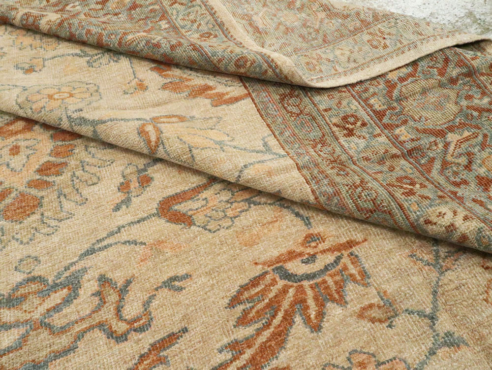 Antique Persian Sultanabad Carpet, No.18068 - Galerie Shabab
