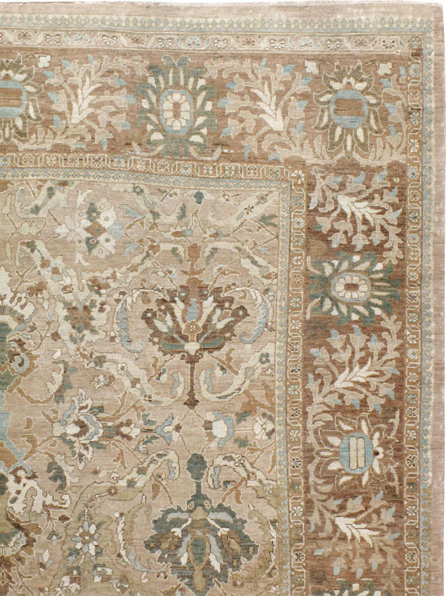Antique Persian Mahal Carpet, No.18075 - Galerie Shabab