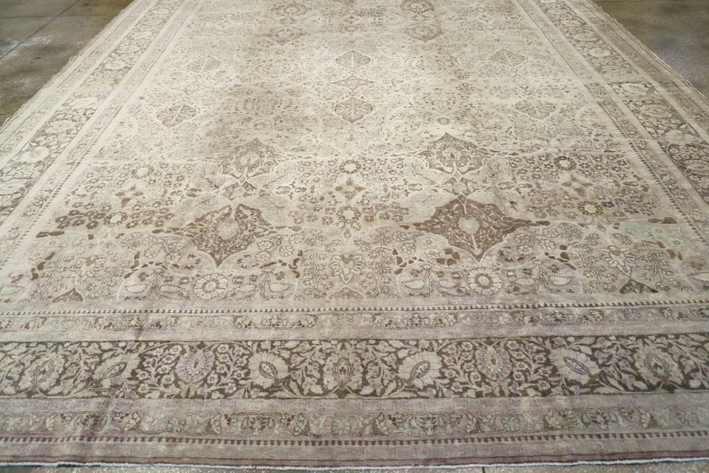 Antique Persian Tabriz Carpet, No.18084 - Galerie Shabab