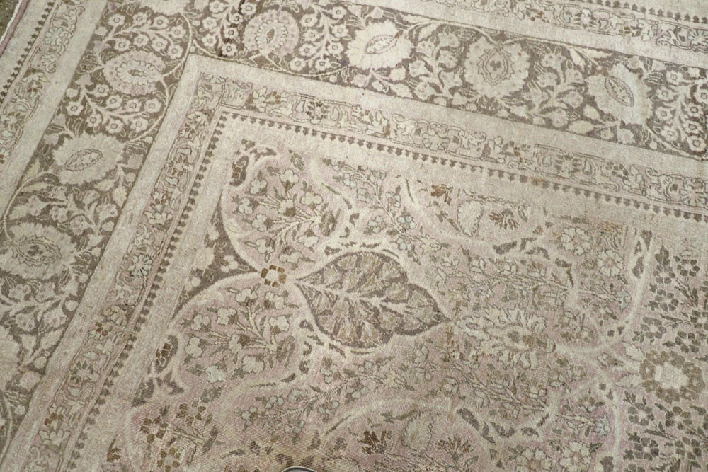 Antique Persian Tabriz Carpet, No.18084 - Galerie Shabab