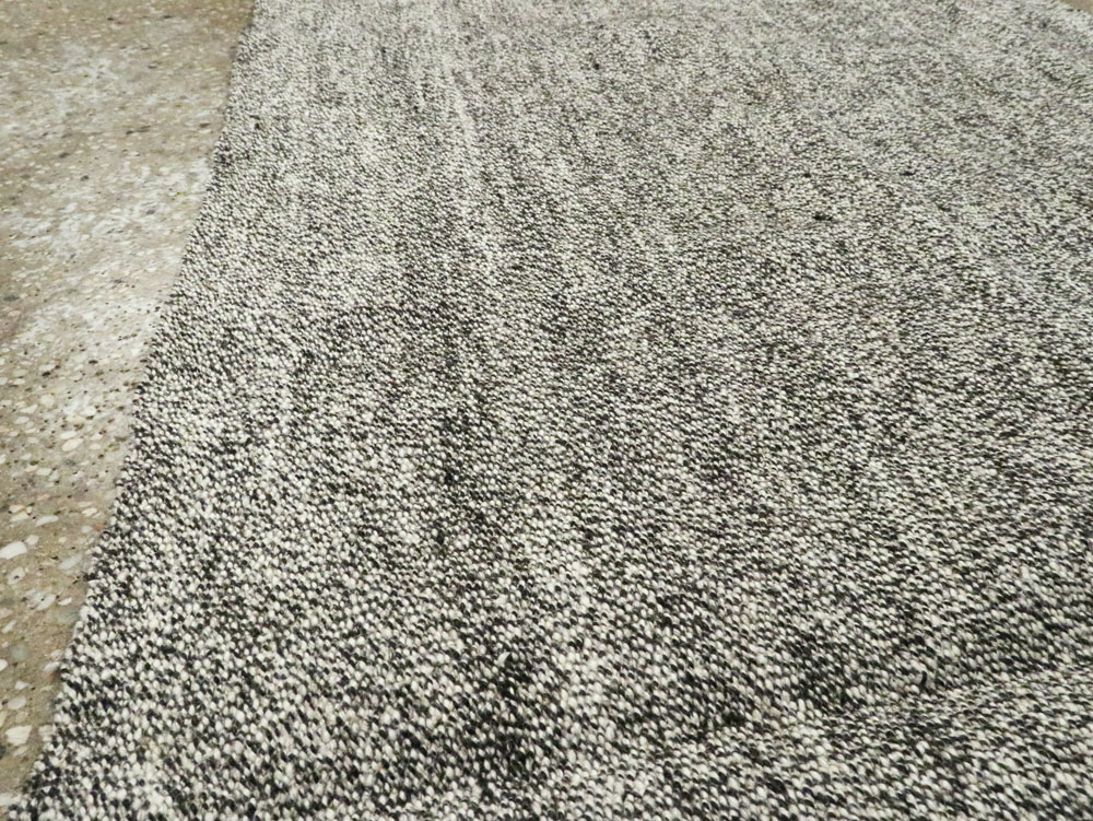 Vintage Flatweave Kilim Runner, No.18095 - Galerie Shabab