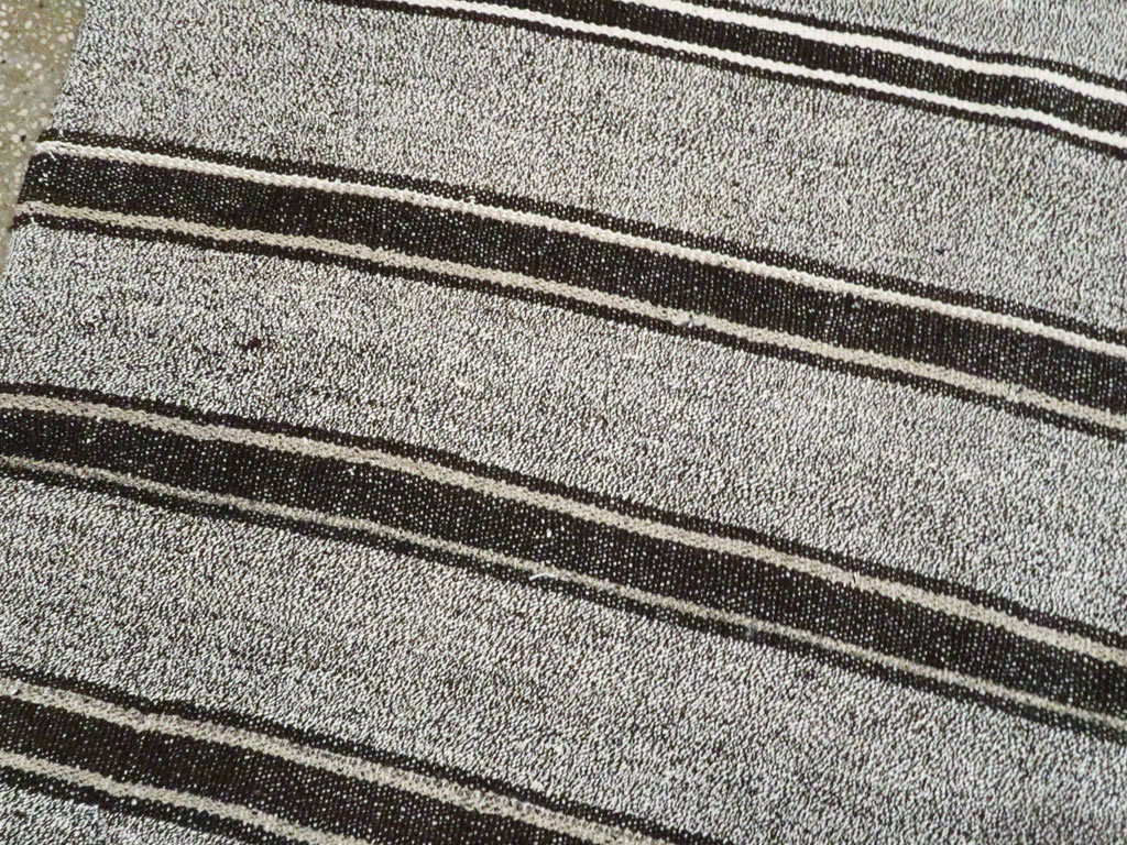 Vintage Turkish Flatweave Kilim, No.18101 - Galerie Shabab