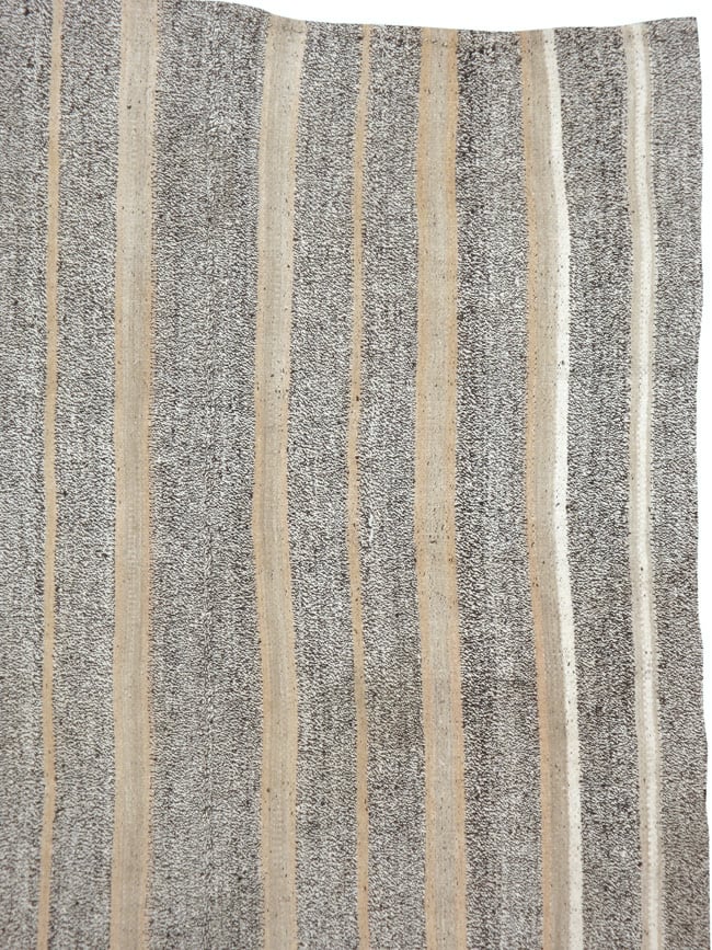 Vintage Turkish Flat-weave Kilim, No.18111 - Galerie Shabab