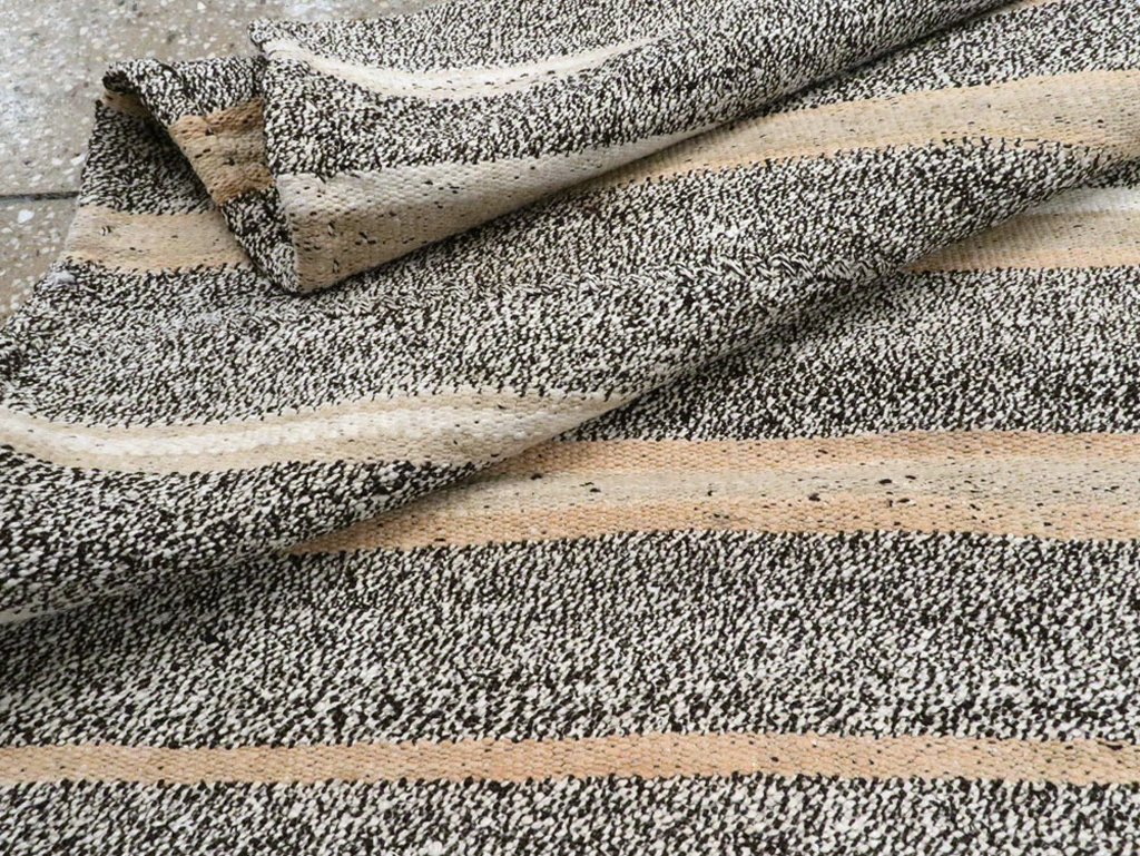 Vintage Turkish Flat-weave Kilim, No.18111 - Galerie Shabab