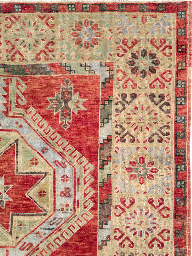 Vintage Turkish Oushak Rug, No.18121 - Galerie Shabab