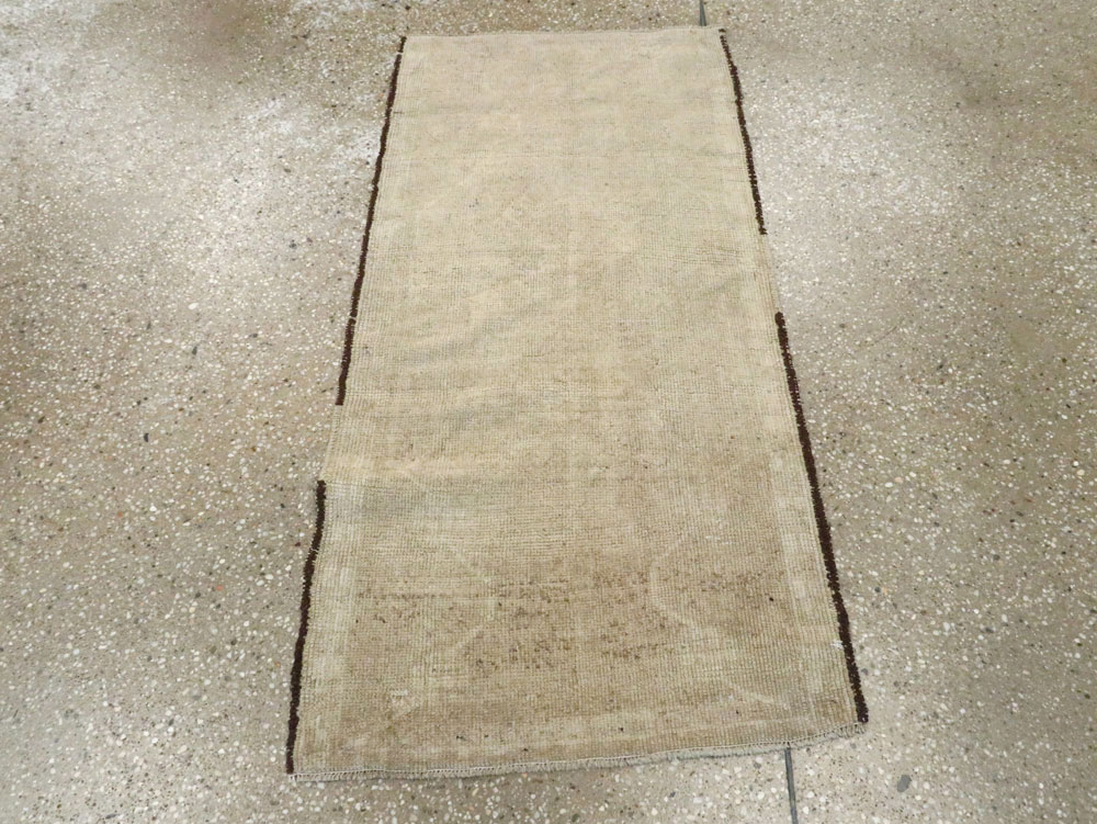 Antique Turkish Oushak Rug, No.18129 - Galerie Shabab