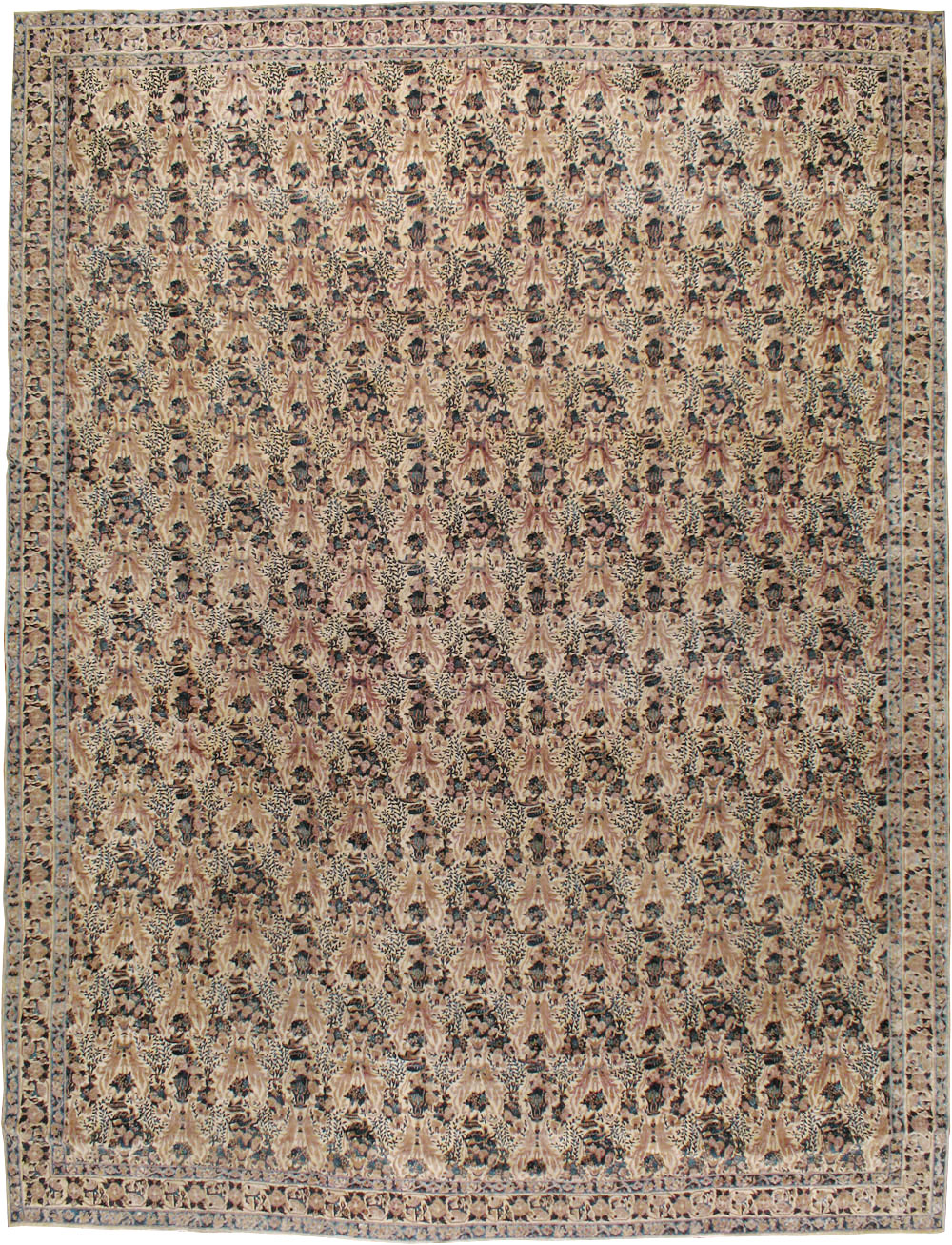 Antique Persian Lavar Kerman Carpet, No.18137 - Galerie Shabab