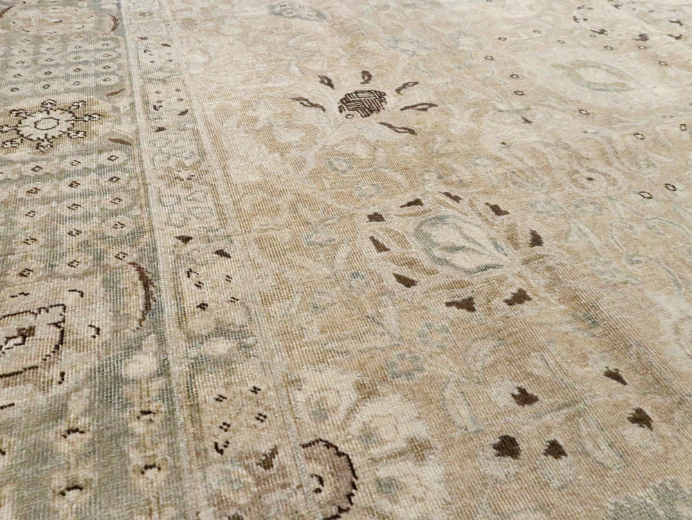 Antique Persian Tabriz Carpet, No.18149 - Galerie Shabab