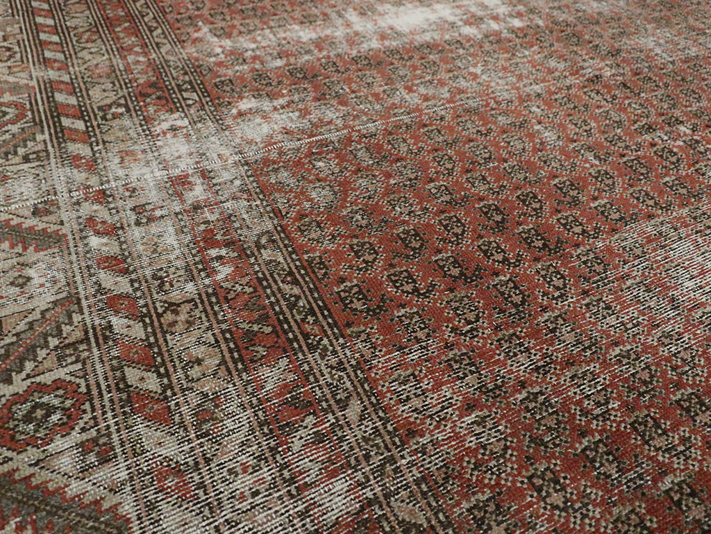 Antique Persian Malayer Distressed Carpet, No.18163 - Galerie Shabab