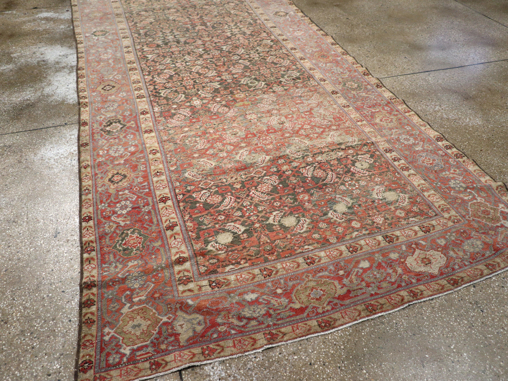 Antique Persian Malayer Long Gallery Carpet, No.18164 - Galerie Shabab