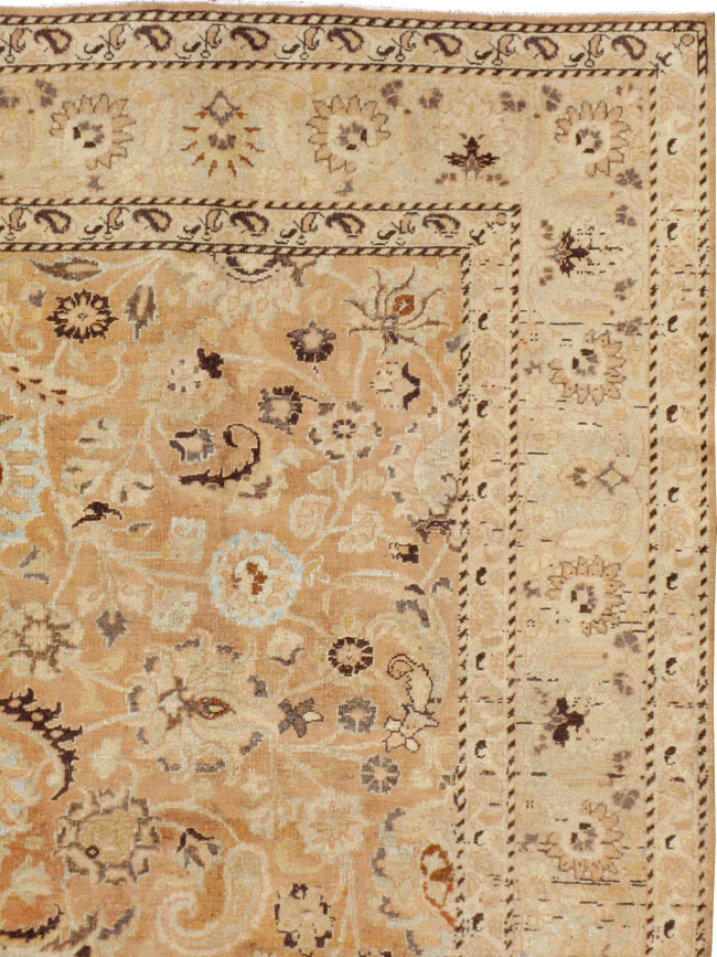 Antique Persian Mashad Carpet, No.18177 - Galerie Shabab
