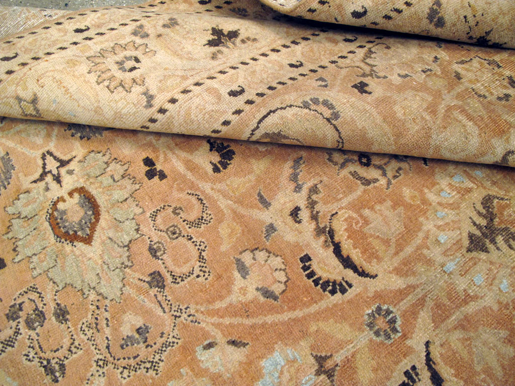 Antique Persian Mashad Carpet, No.18177 - Galerie Shabab