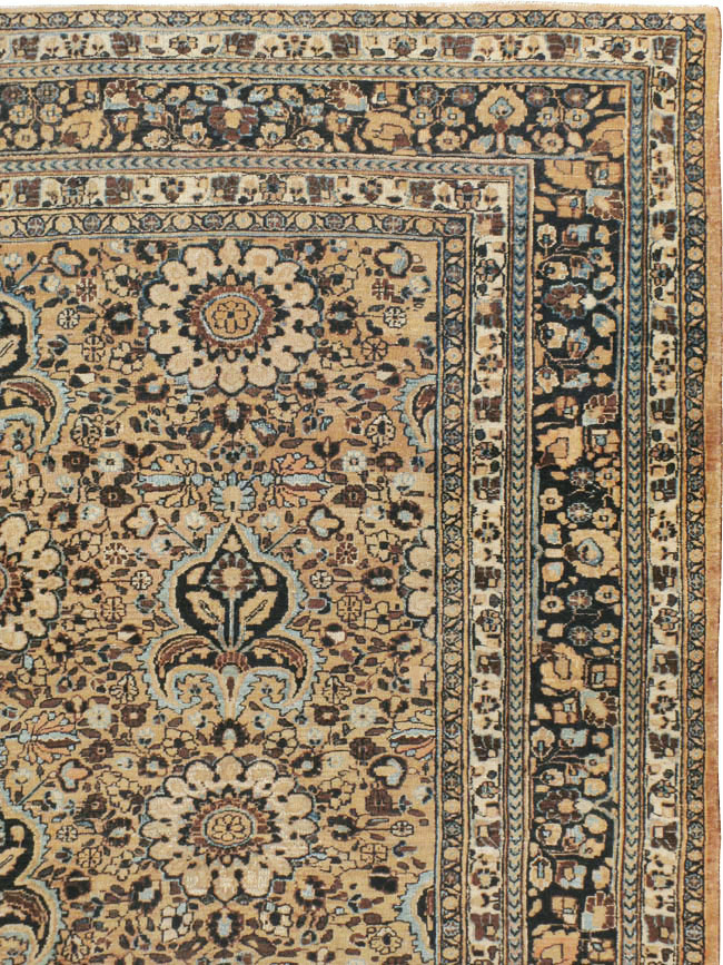 Antique Persian Mashad Carpet, No.18181 - Galerie Shabab