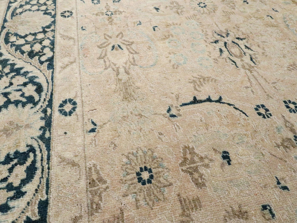 Antique Persian Tabriz Carpet, No.18182 - Galerie Shabab