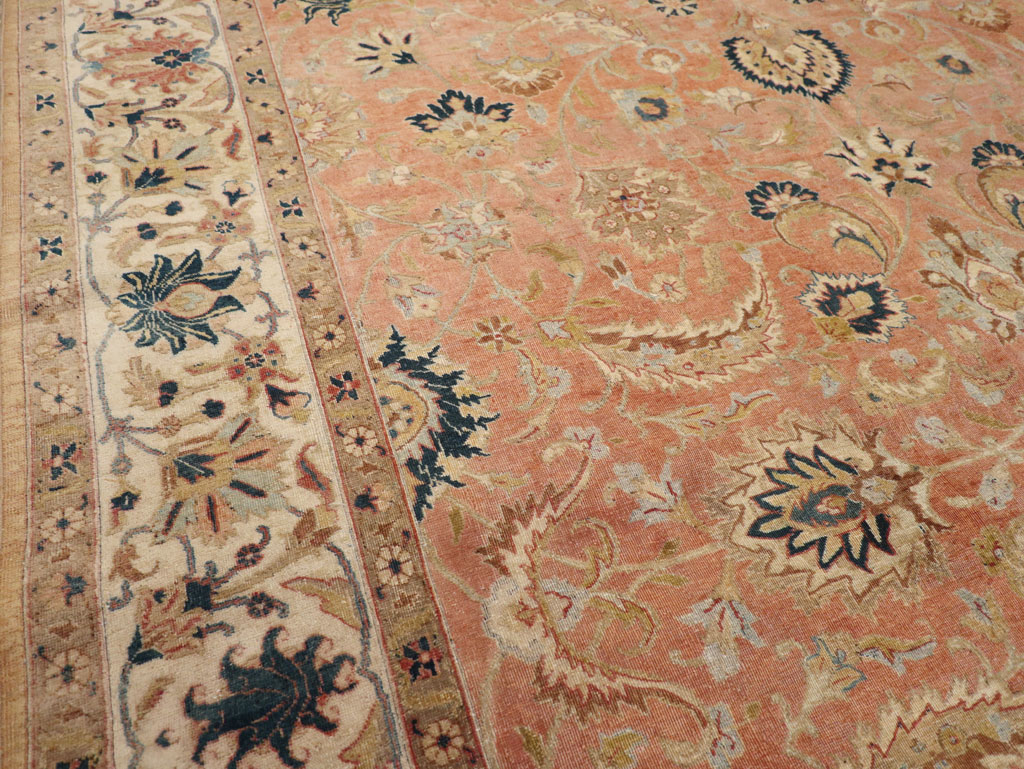 Vintage Persian Tabriz Small Room Size Carpet, No.18184 - Galerie Shabab