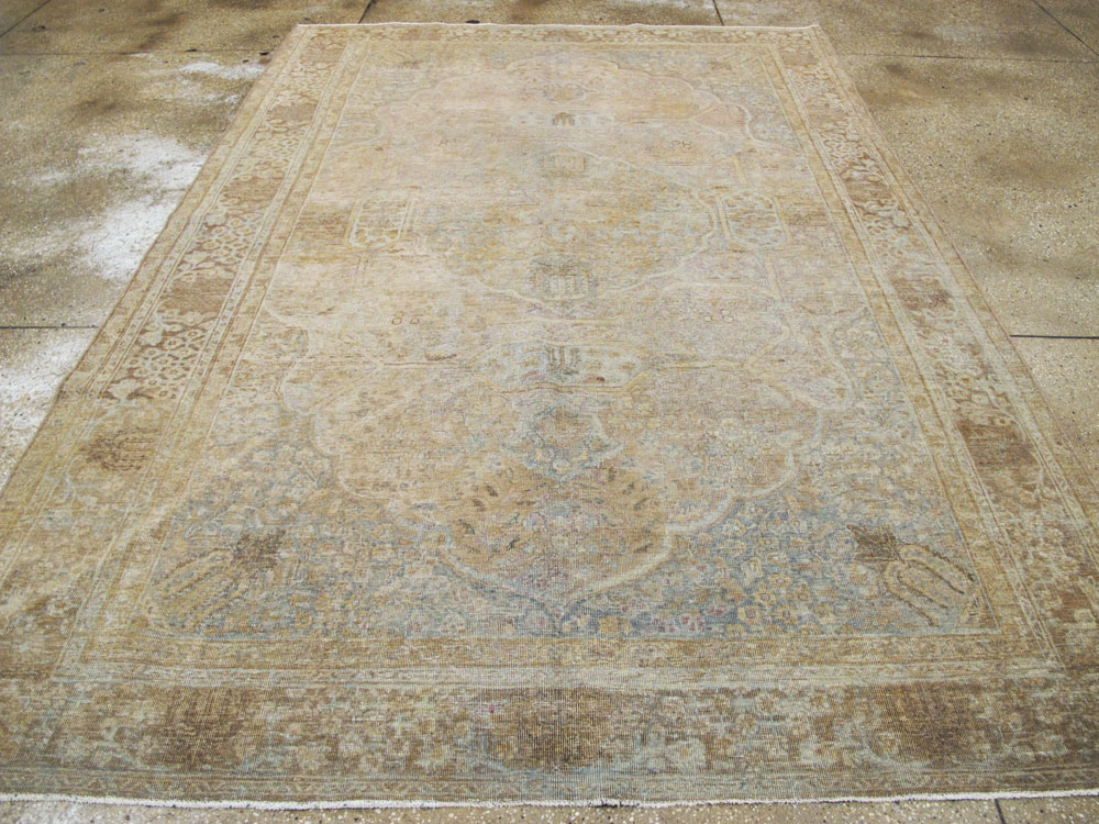 Antique Persian Tabriz Carpet, No.18187 - Galerie Shabab