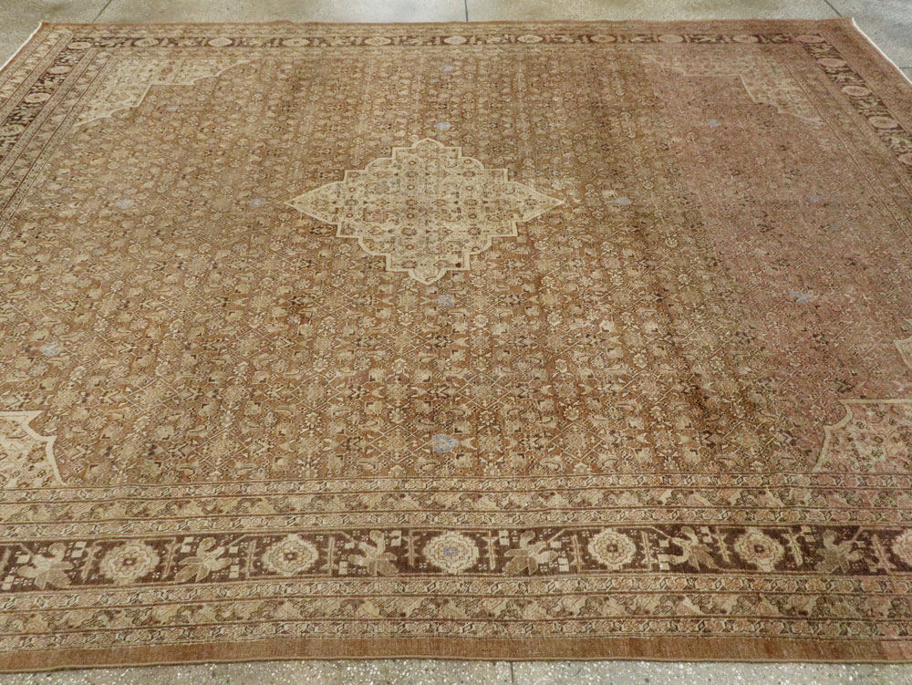 Antique Persian Tabriz Carpet, No.18201 - Galerie Shabab
