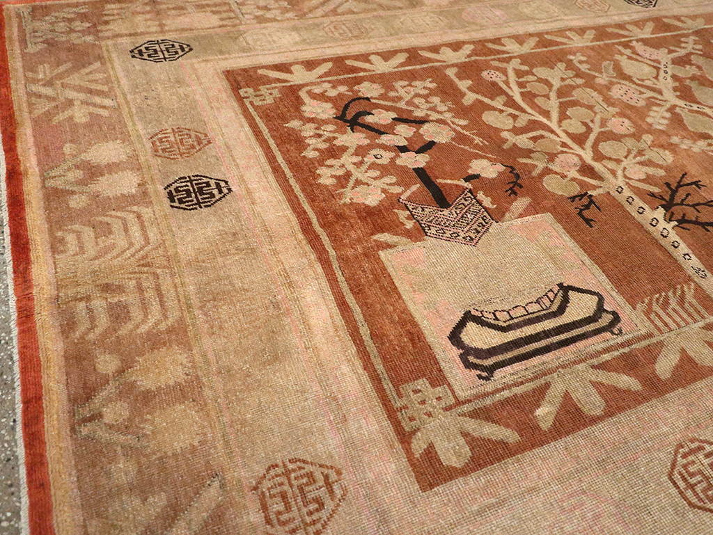 Vintage East Turkestan Khotan Carpet, No.18212 - Galerie Shabab