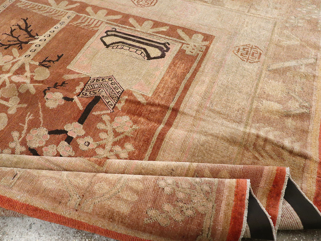 Vintage East Turkestan Khotan Carpet, No.18212 - Galerie Shabab