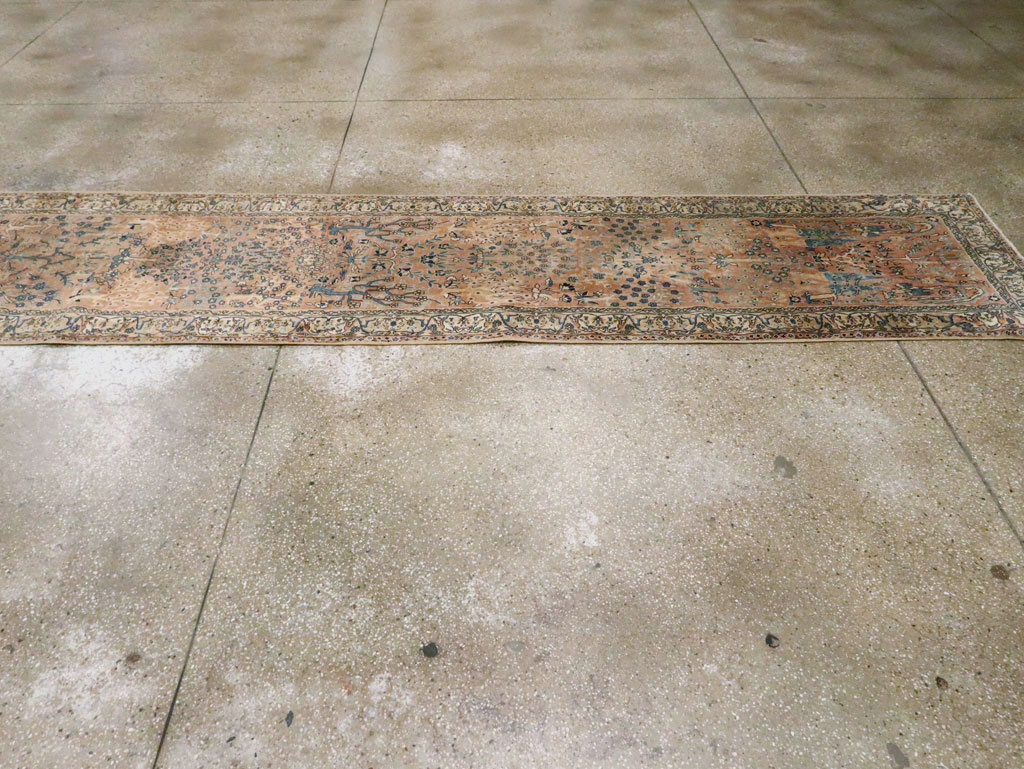 Vintage Indian Lahore Runner, No.18226 - Galerie Shabab