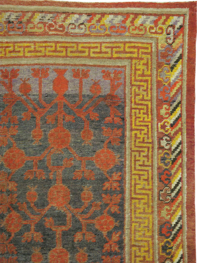Vintage East Turkestan Khotan Carpet, No.18230 - Galerie Shabab