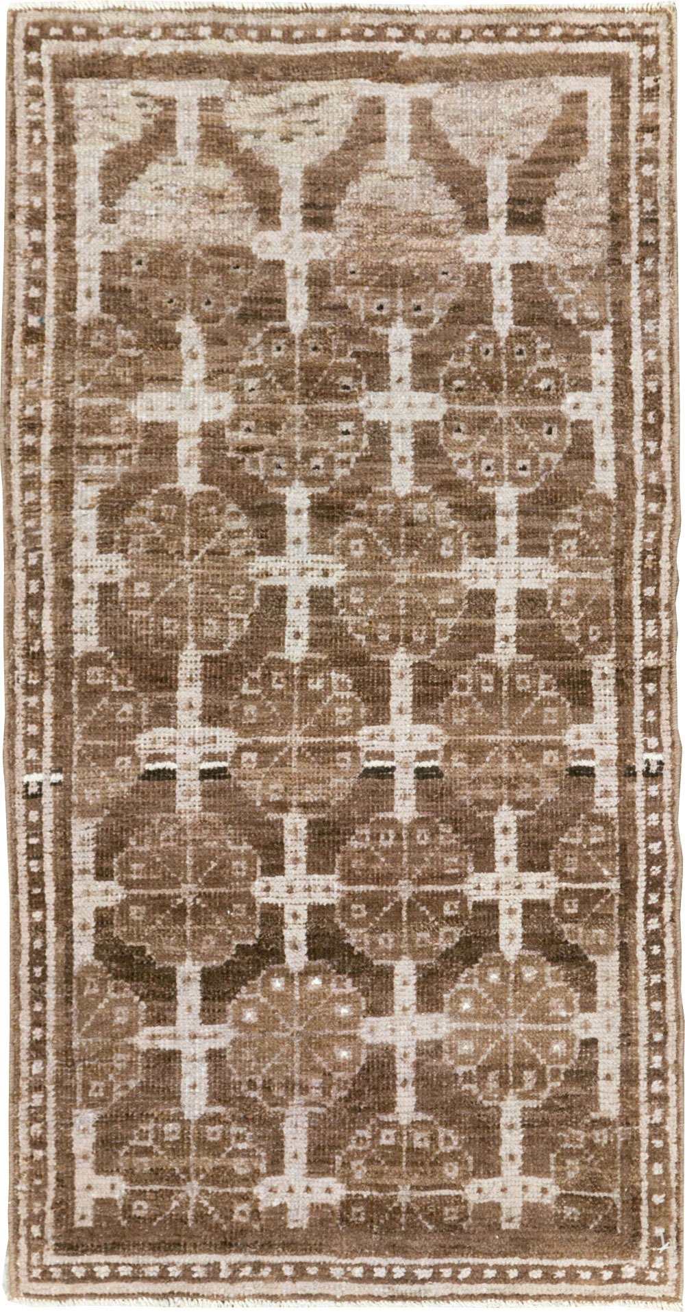 Antique East Turkestan Khotan Rug (Pair: 2 of 2), No.18241 - Galerie Shabab