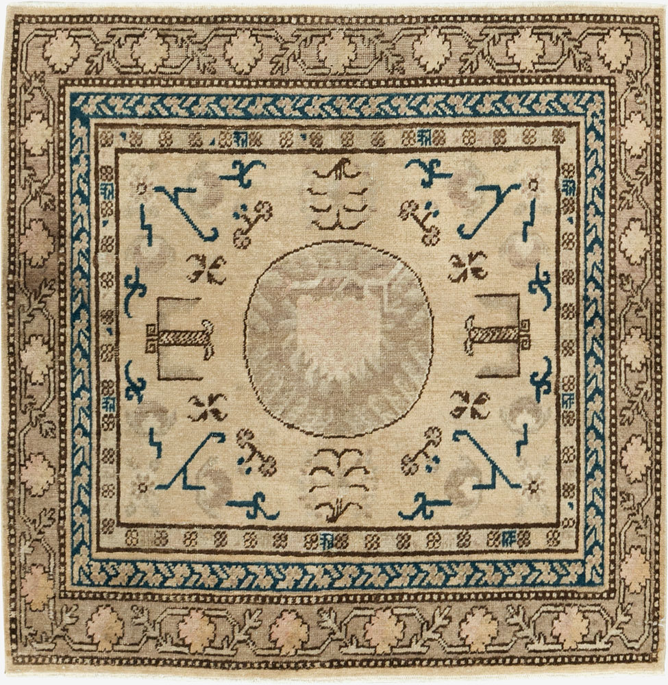 Antique East Turkestan Khotan Square Rug (Pair: 2 of 2), No.18246 - Galerie Shabab
