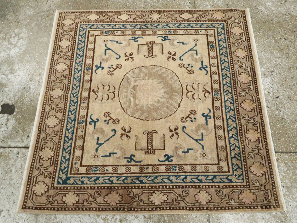 Antique East Turkestan Khotan Square Rug (Pair: 2 of 2), No.18246 - Galerie Shabab