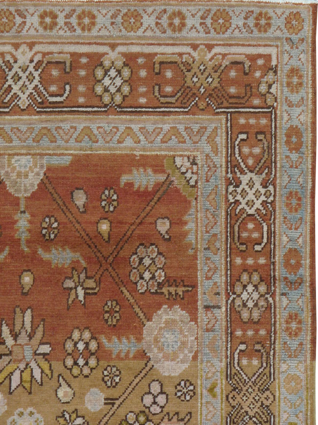 Antique Khotan Rug, No.18247 - Galerie Shabab