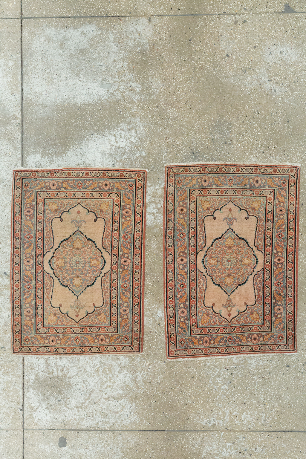 Antique Persian Tabriz Hagi Jalili Rug (Pair: 1 of 2), No.18254 - Galerie Shabab