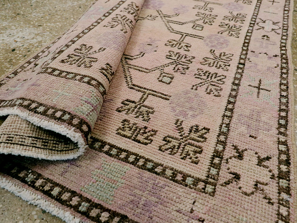 Antique Khotan Rug, No.18257 - Galerie Shabab