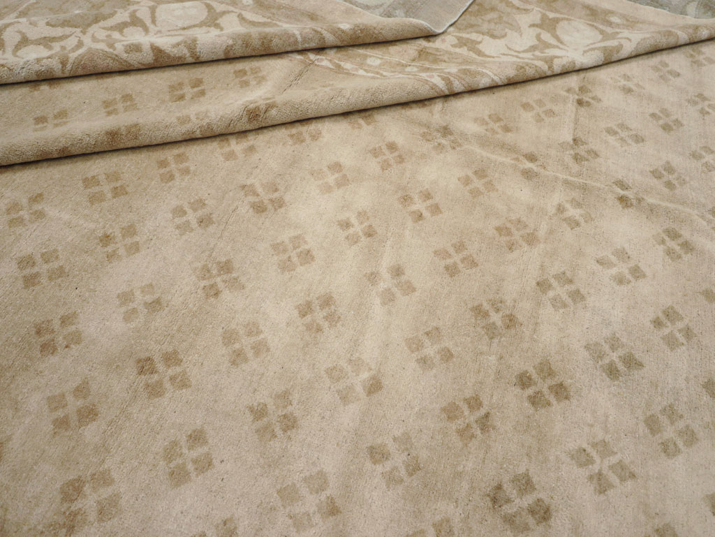 Antique Indian Agra Carpet, No.18259 - Galerie Shabab