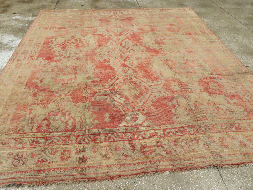 Antique Turkish Oushak Carpet, No.18264 - Galerie Shabab