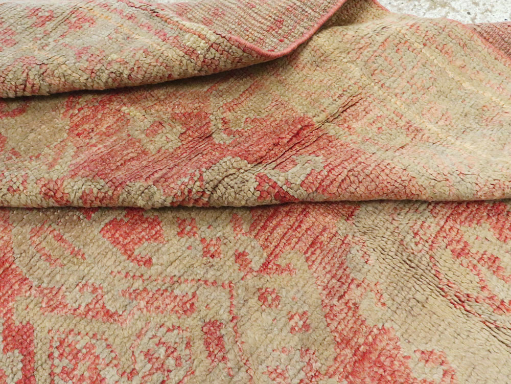 Antique Turkish Oushak Carpet, No.18264 - Galerie Shabab