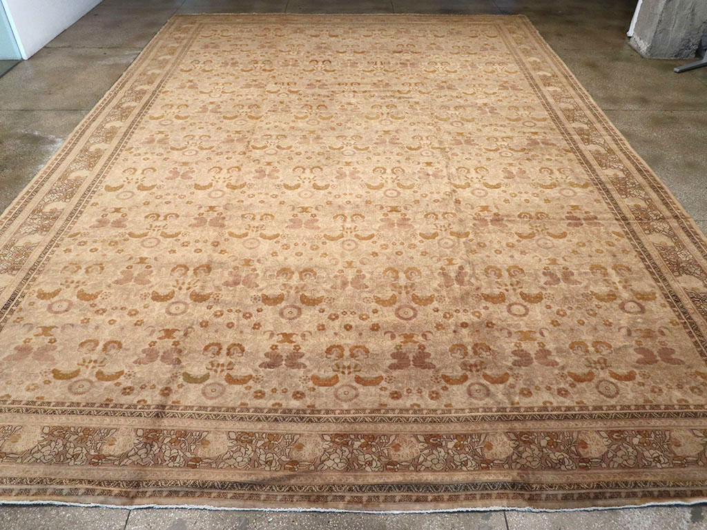 Antique Persian Tabriz Carpet, No.18268 - Galerie Shabab