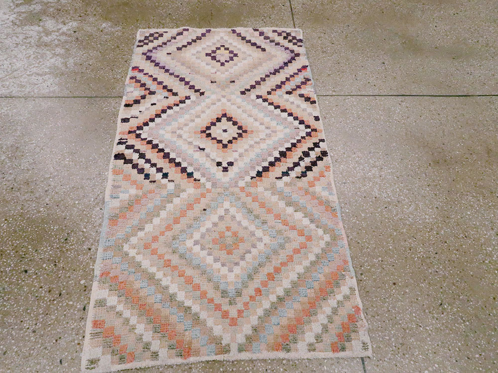 Vintage Anatolian Rug, No.18269 - Galerie Shabab