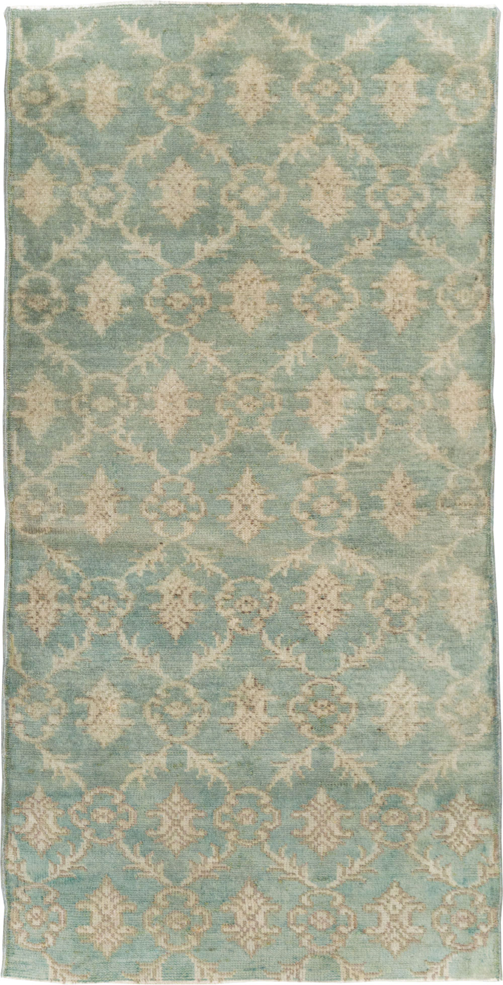 Vintage Turkish Anatolian Throw Rug, No.18272 - Galerie Shabab
