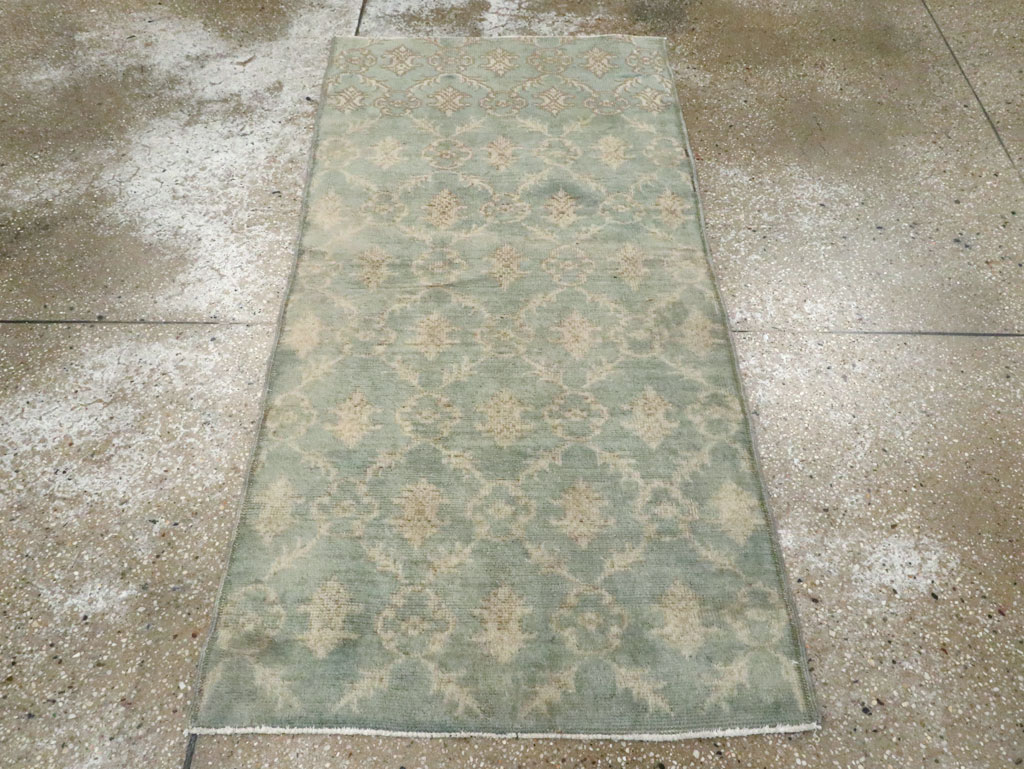 Vintage Turkish Anatolian Throw Rug, No.18272 - Galerie Shabab