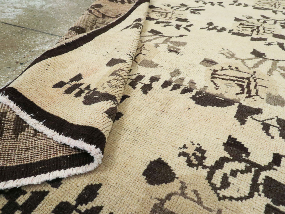 Vintage Turkish Anatolian Rug, No.18276 - Galerie Shabab