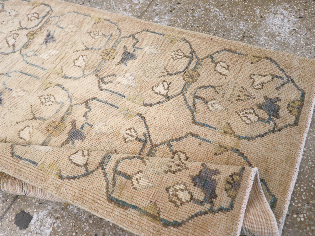 Vintage Turkish Anatolian Rug, No.18277 - Galerie Shabab