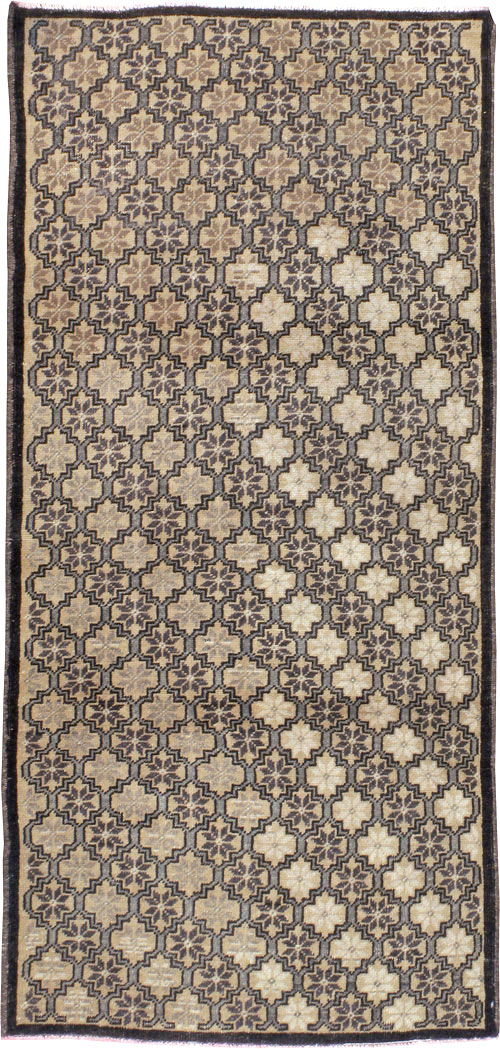 Vintage Turkish Anatolian Rug, No.18279 - Galerie Shabab