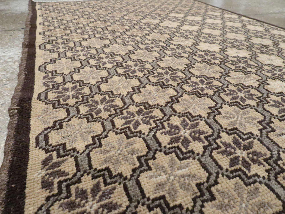 Vintage Turkish Anatolian Rug, No.18279 - Galerie Shabab