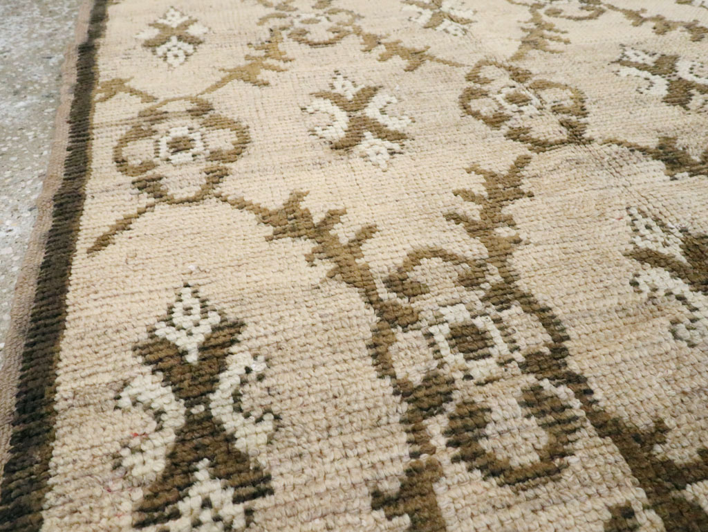 Vintage Turkish Anatolian Rug, No.18282 - Galerie Shabab