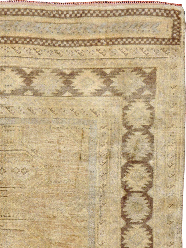 Vintage Oushak Rug, No.18285 - Galerie Shabab