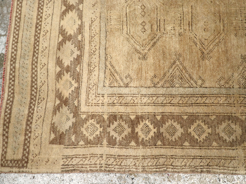 Vintage Oushak Rug, No.18285 - Galerie Shabab