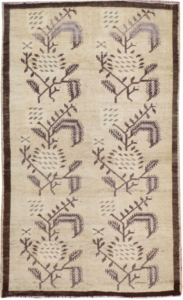 Vintage Turkish Anatolian Rug, No.18289 - Galerie Shabab