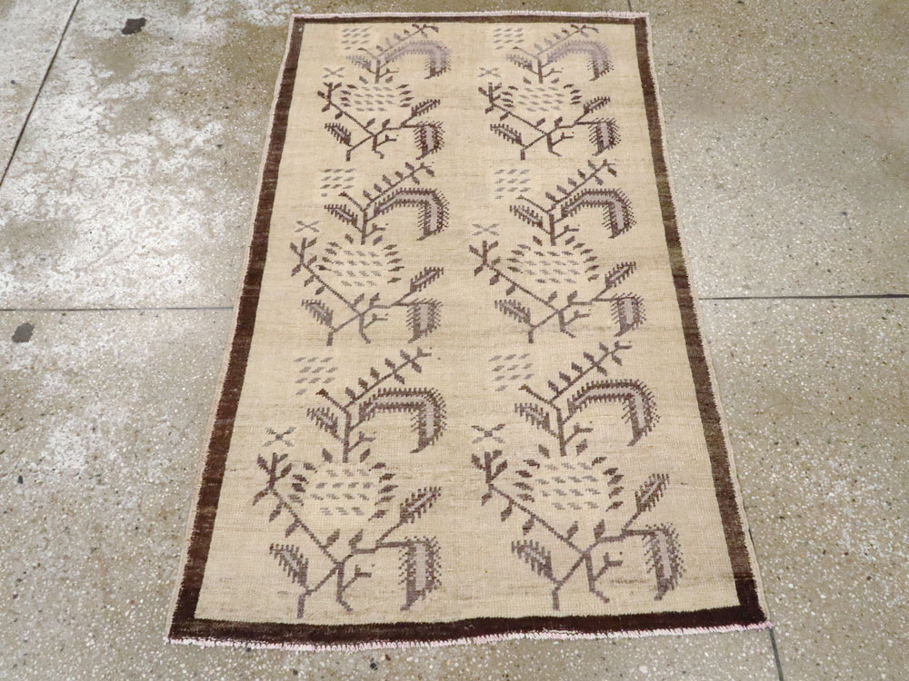 Vintage Turkish Anatolian Rug, No.18289 - Galerie Shabab